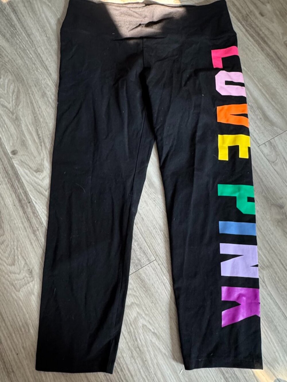 Victoria's Secret PINK High Waist Full Length Legging w/ Multicolor Print Logo